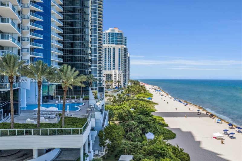 Condo for sale at Jade Ocean 4205