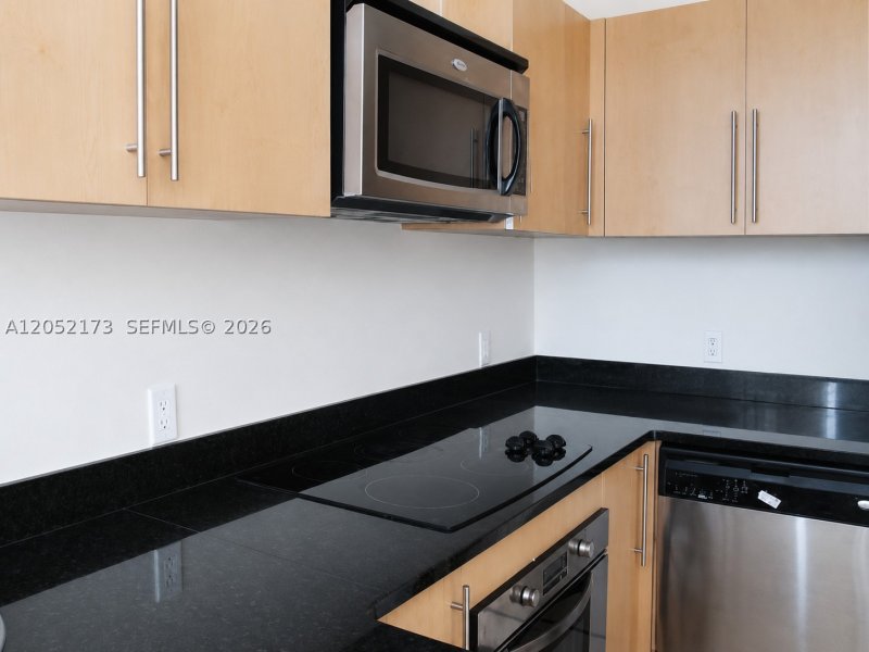 Apartment for rent at Met 1 T-3511