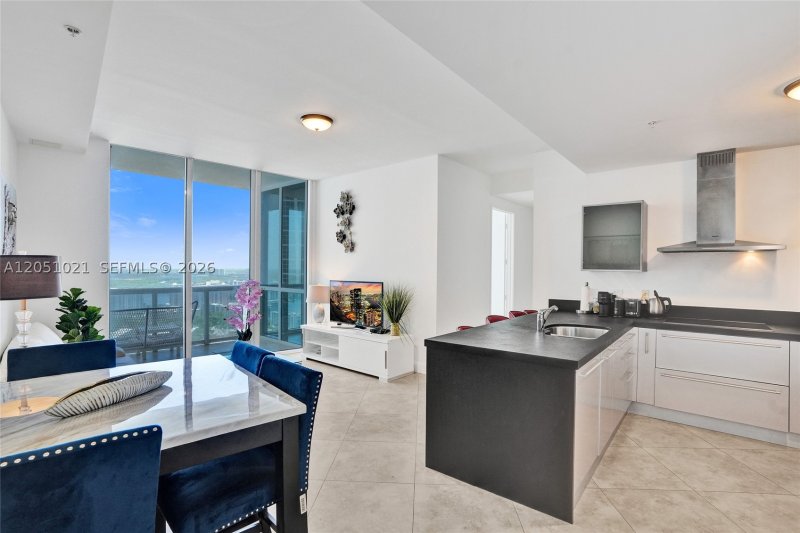 Condo for sale at Trump Royale 4705