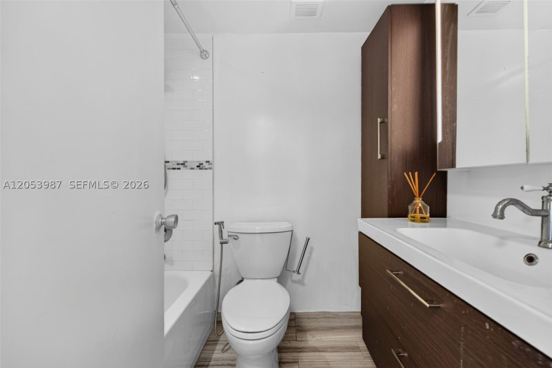 Comprar apartamento en Parkview Point 8G