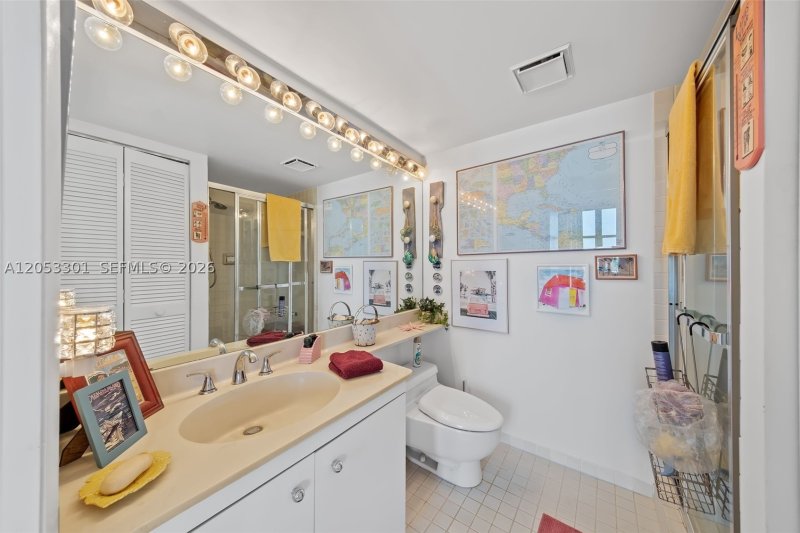 Condo for sale at Towers of Quayside 4 1210