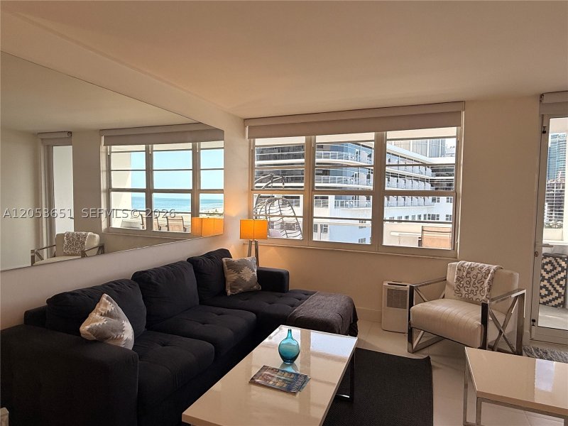 Apartment for rent at Decoplage 1035