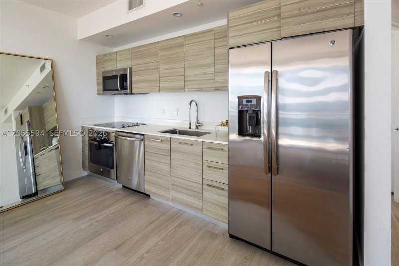 Apartment for rent at Hyde Midtown 2701