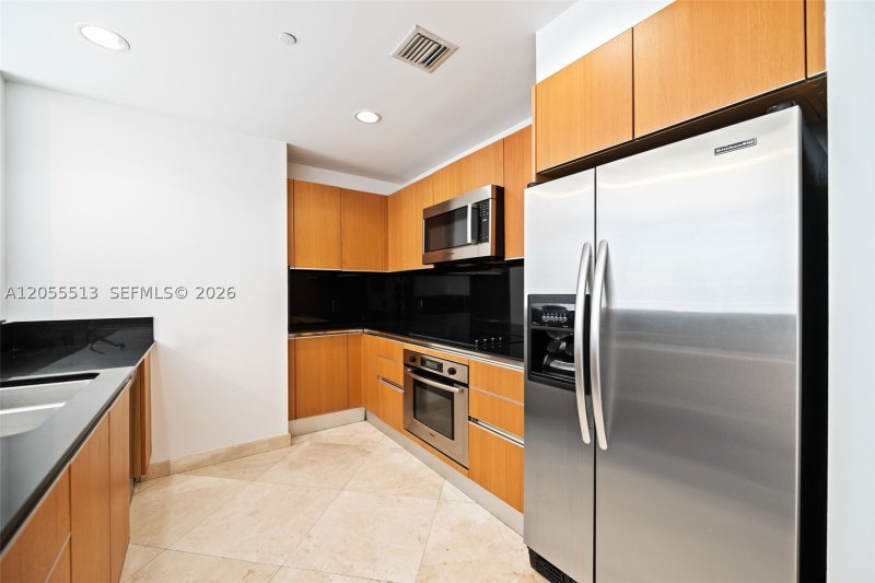 Apartment for rent at Avenue on Brickell 1050 Tower 3314