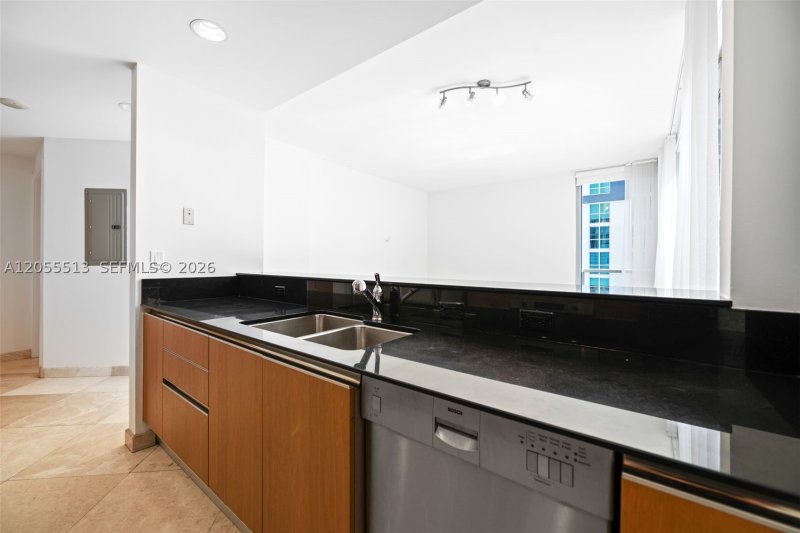 Apartment for rent at Avenue on Brickell 1050 Tower 3314