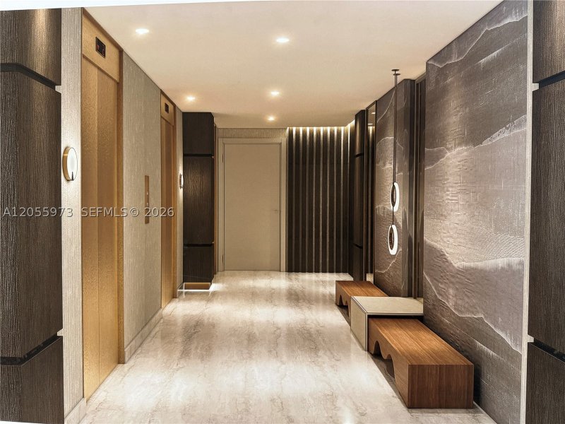 Condo for sale at Southpoint Towers 2102N