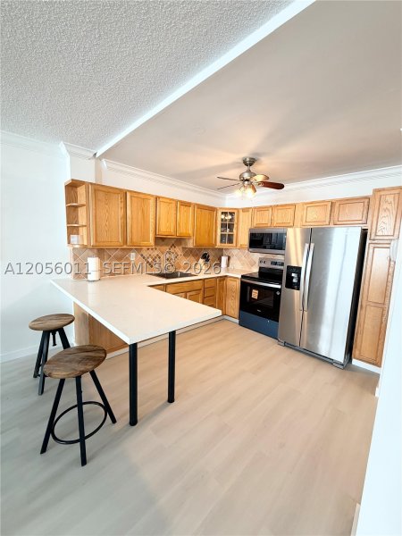 Condo for sale at Sea Air Towers 521