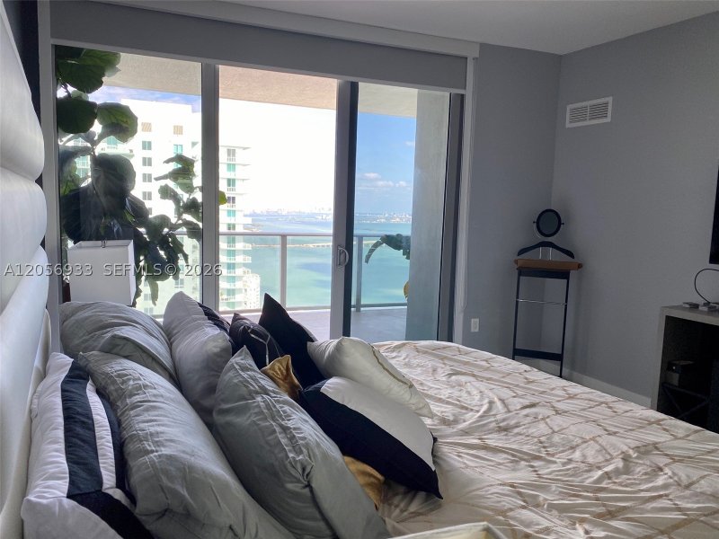 Apartment for rent at Aria on The Bay 4809