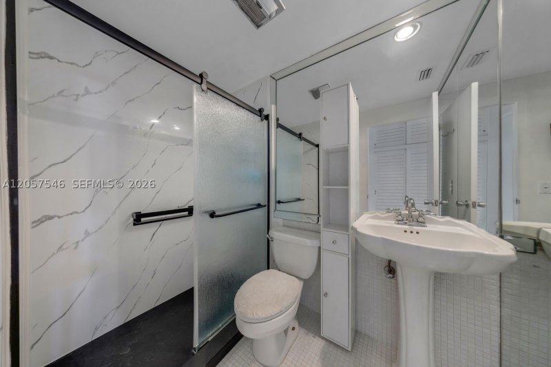 Condo for sale at Coral Ridge Towers North 1216