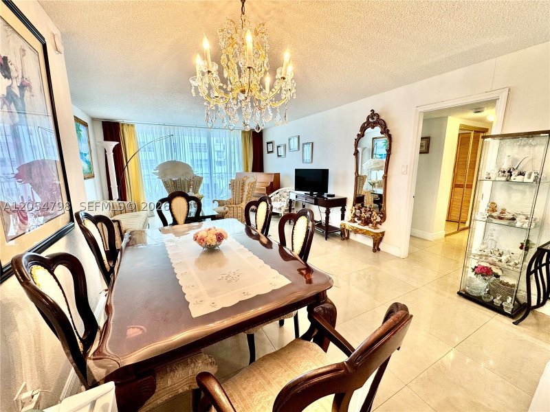Comprar apartamento en Del Prado South Tower 1002