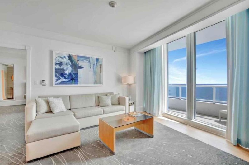 Condo for sale at Ritz Carlton Residences Fort Lauderdale Beach 1607