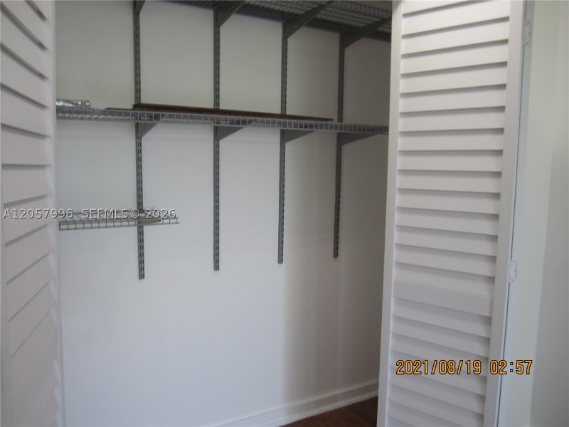 Aluguel de apartamento no Nirvana 1 A415