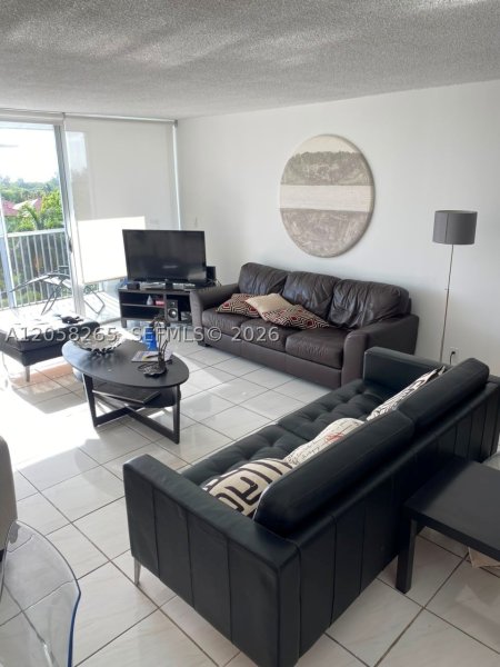 Alquiler de apartamento en Island Breakers 8B