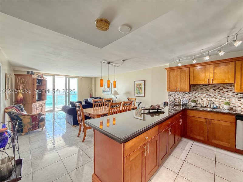 Alquiler de apartamento en Arlen Beach 1508