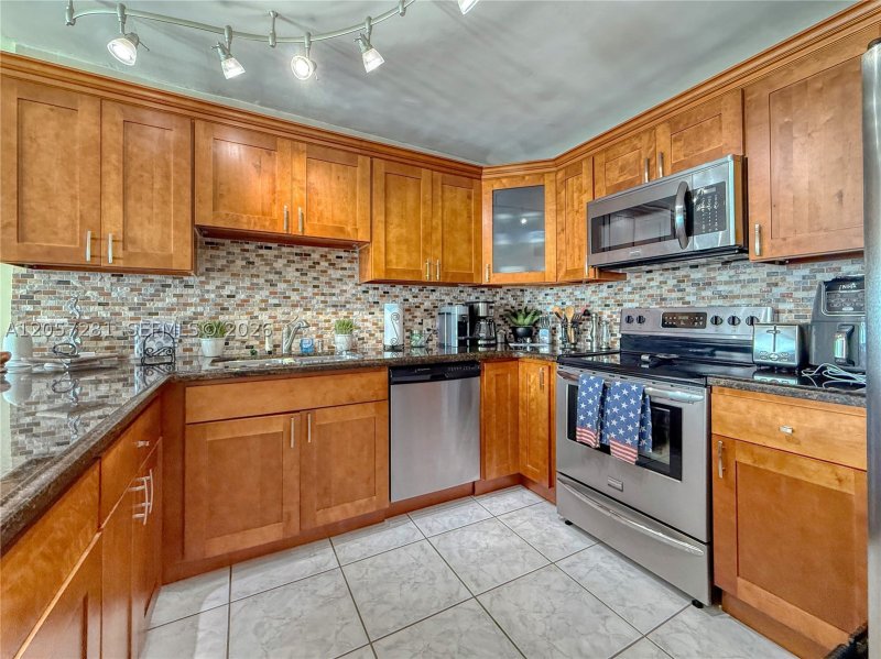 Alquiler de apartamento en Arlen Beach 1508