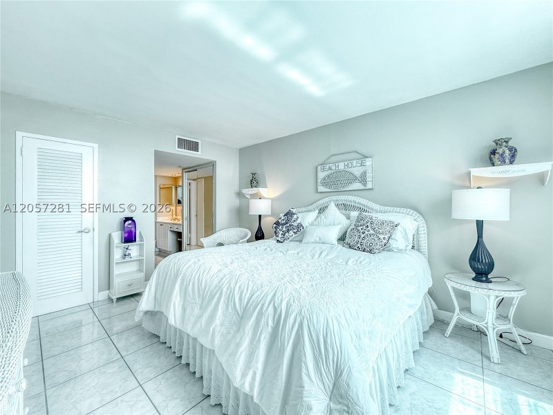 Alquiler de apartamento en Arlen Beach 1508