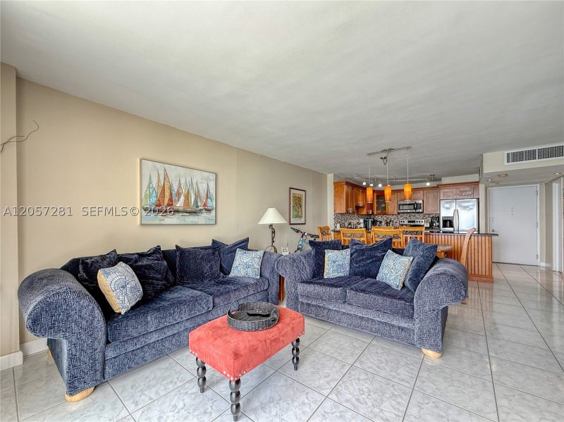 Alquiler de apartamento en Arlen Beach 1508