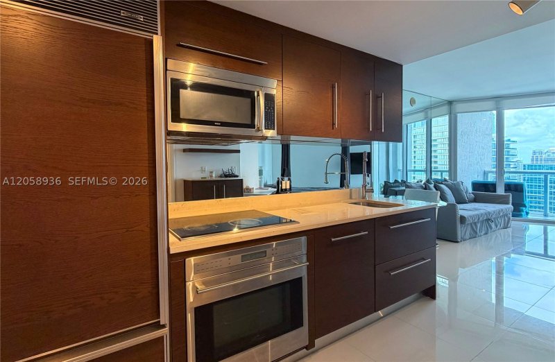 Aluguel de apartamento no Icon Brickell Tower I 5008