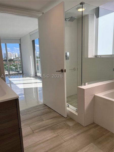 Alquiler de apartamento en The Ivory 604