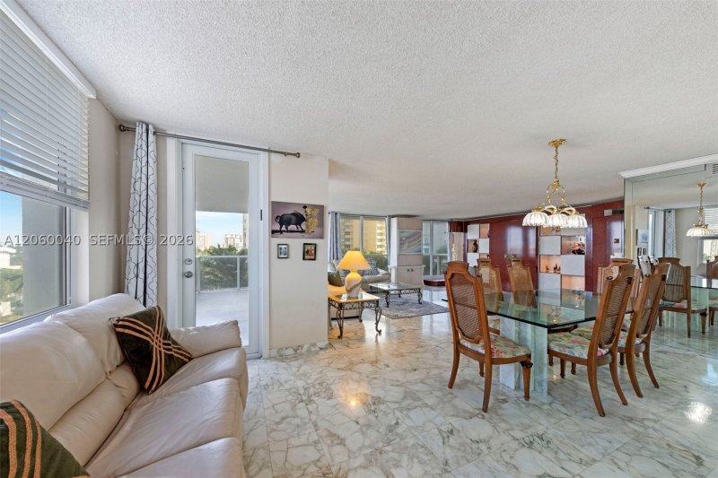 Condo for sale at Aquarius Towers 501N