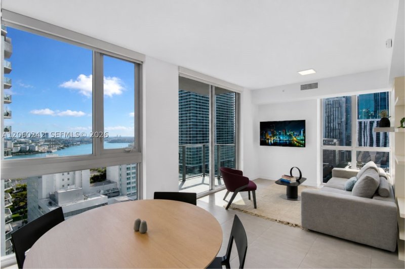 Comprar apartamento en YotelPad Miami 2000