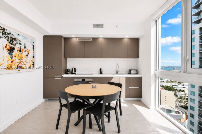 Comprar apartamento en YotelPad Miami 2000
