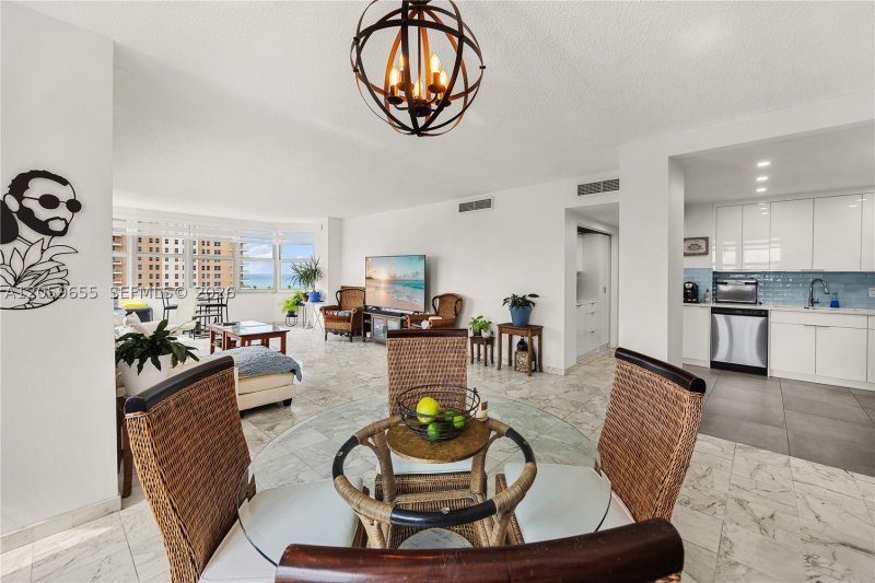 Condo for sale at The Hemispheres 5F