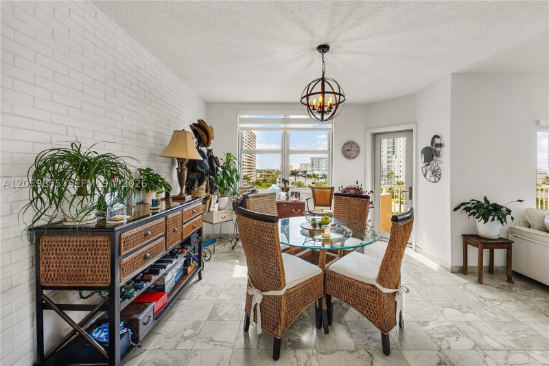 Condo for sale at The Hemispheres 5F