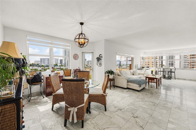 Condo for sale at The Hemispheres 5F