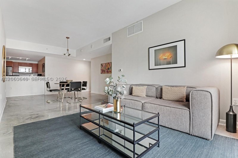 Vizcayne South Tower Apt #508