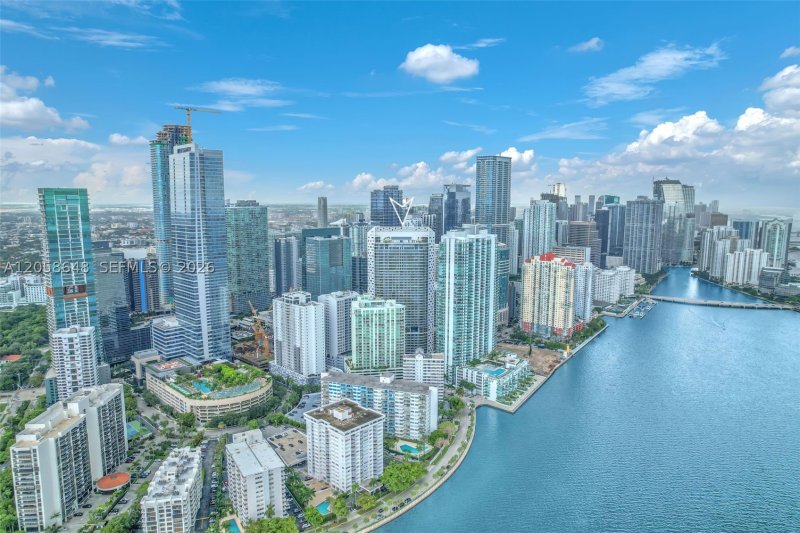 Condo for sale at Brickell House Condo 2005