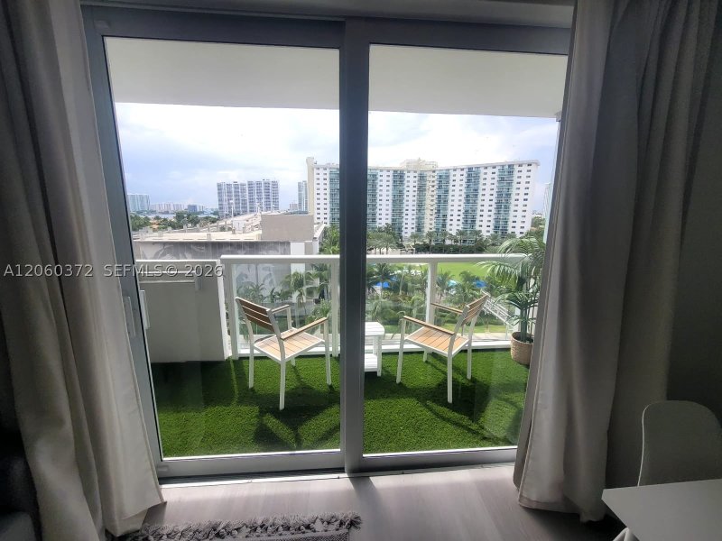 Comprar apartamento en Aventura Beach Club 632