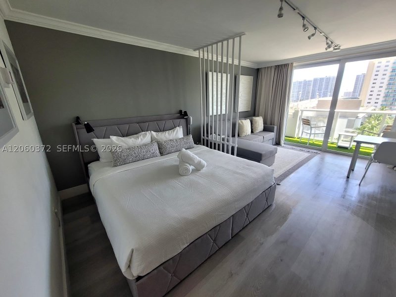 Aventura Beach Club Apt #632