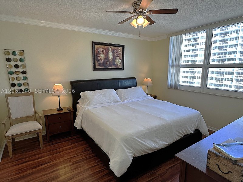 Apartment for rent at 2080 Ocean Drive 1606