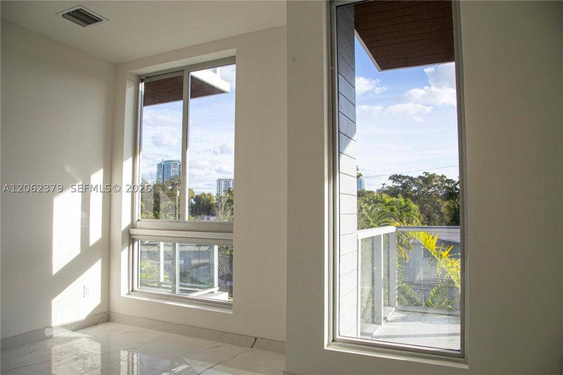 Alquiler de apartamento en Eleven in the Roads 202