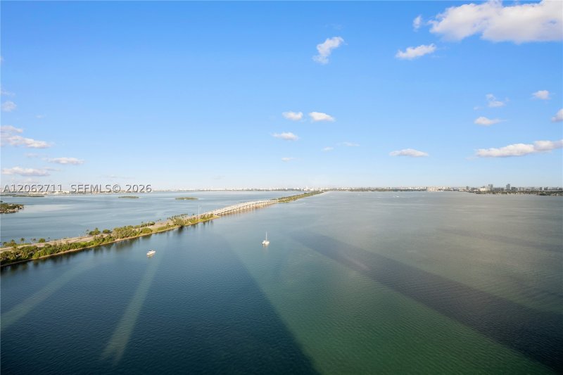 Comprar apartamento no One Paraiso 2805