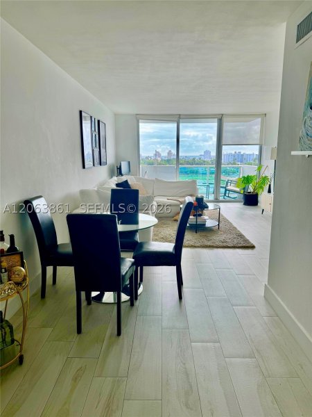 Alquiler de apartamento en Mirador North Tower 908