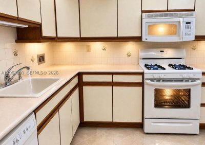 Property photo # 2