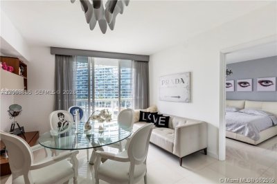 Icon Brickell Tower I Apt #604