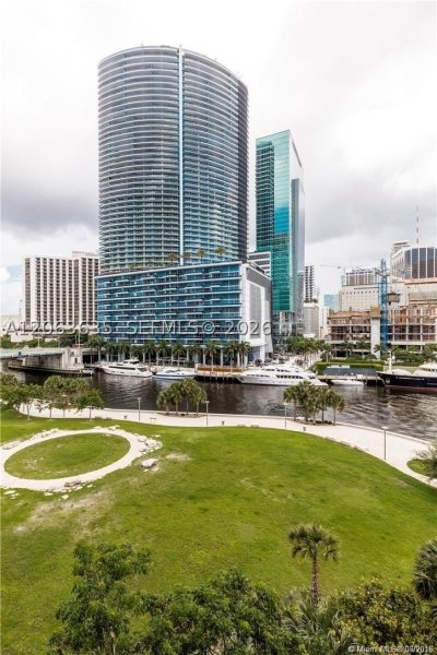 Property photo # 9
