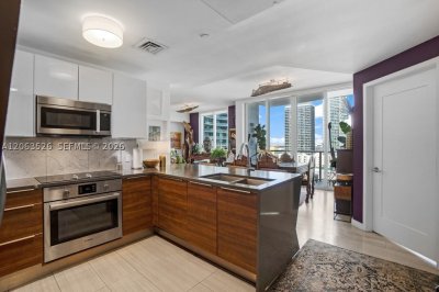 Property photo # 6