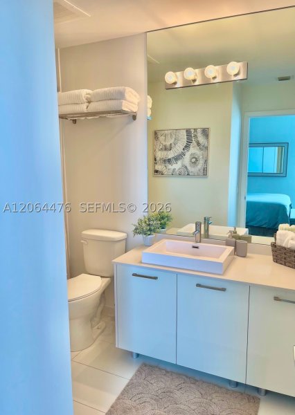 Comprar apartamento no Centro Condo 2406