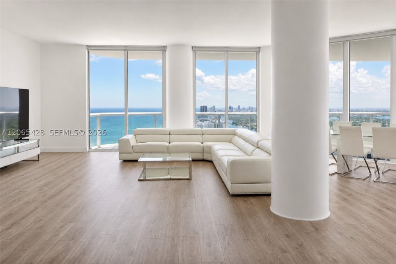 Aluguel de apartamento no Akoya TS-07