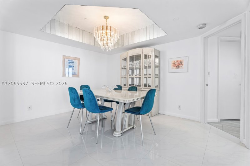 Aluguel de apartamento no Oceania 3 PH35C