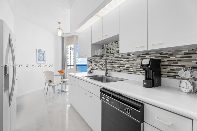 Aluguel de apartamento no Oceania 3 PH35C