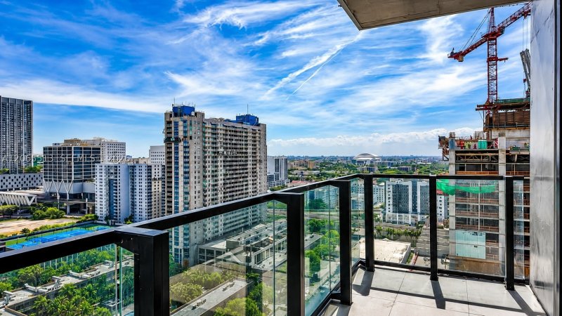Alquiler de apartamento en E11EVEN Hotel & Residences 4506