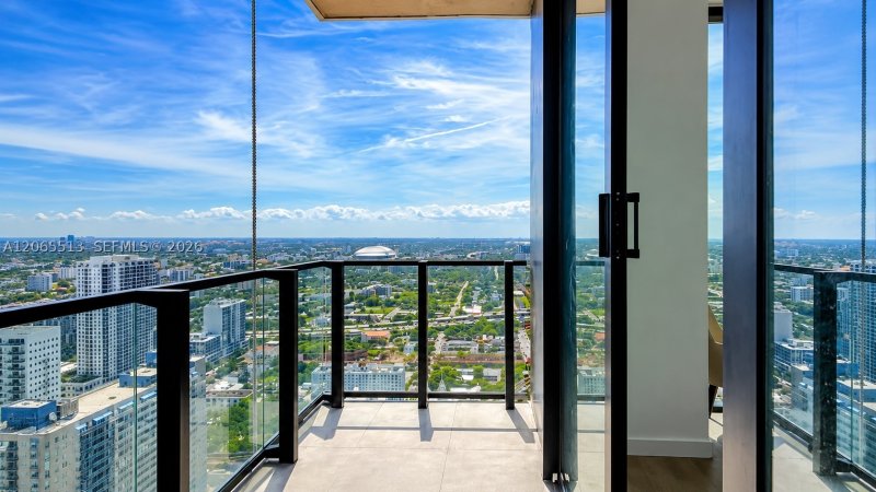 Alquiler de apartamento en E11EVEN Hotel & Residences 4506