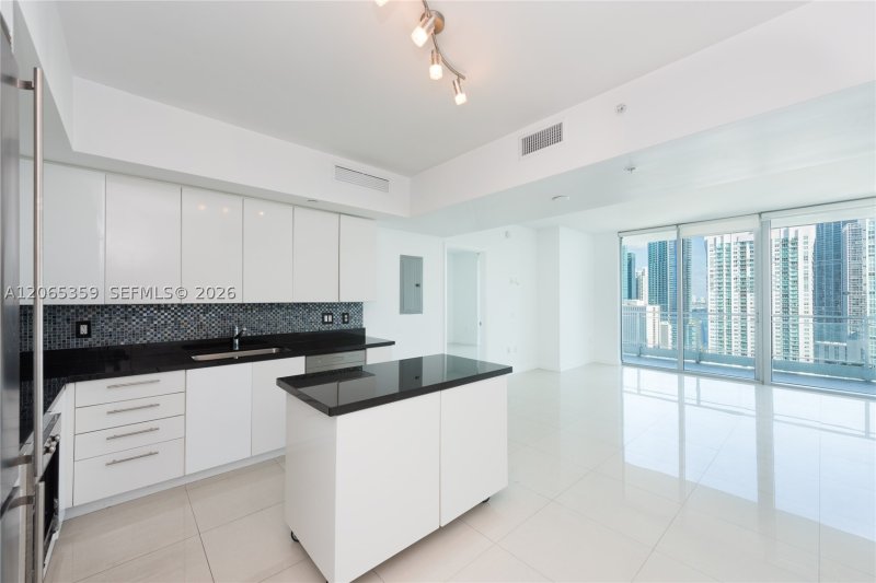 Aluguel de apartamento no Mint at Riverfront 2812