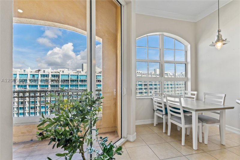 Condo for sale at Alaqua 707