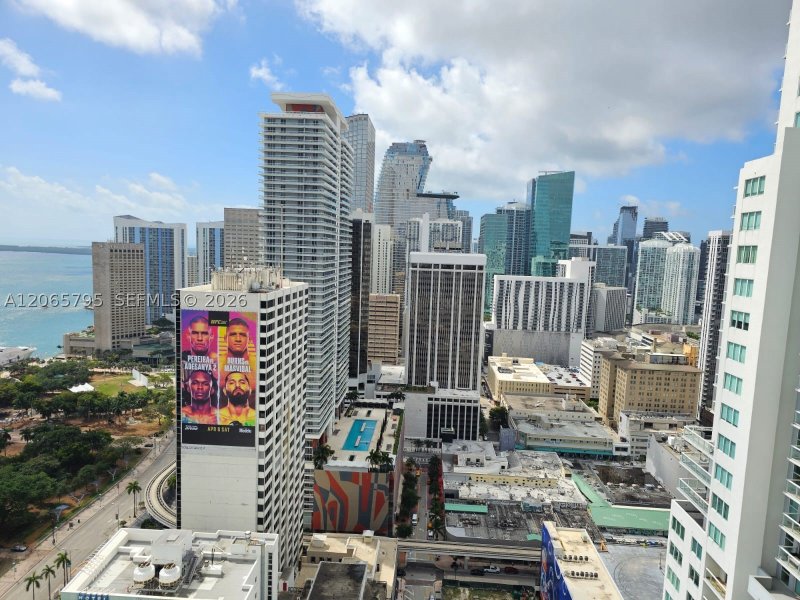 Condo for sale at Vizcayne Everglades On The Bay 3707